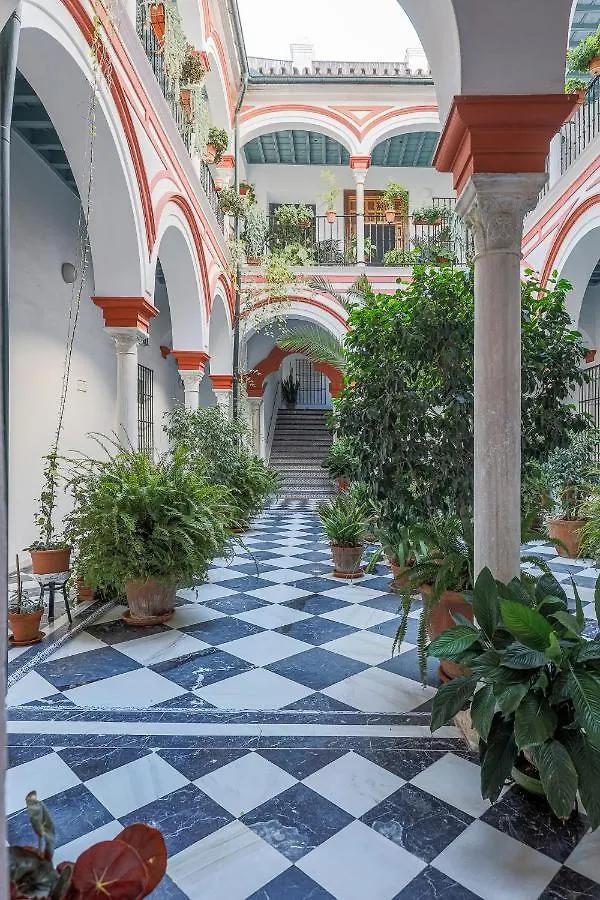 Apt. Casa Palacio Santa Cruz Cathedral Views - Seville Spain